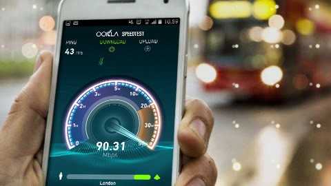 Screenshot of a speed test on EE’s network